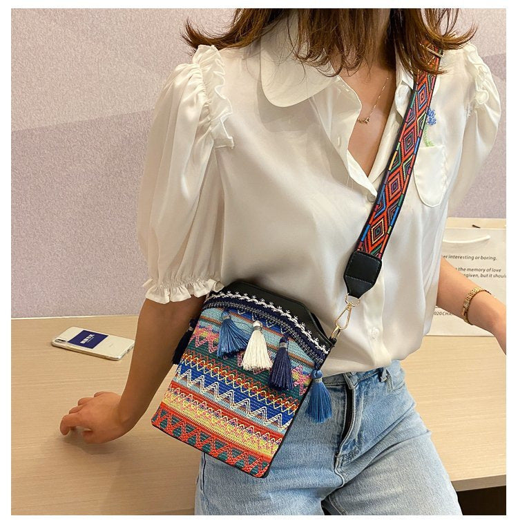 【50% off in the last 3 days of the promotion】2023 new diagonal one-shoulder all-match tassel bag