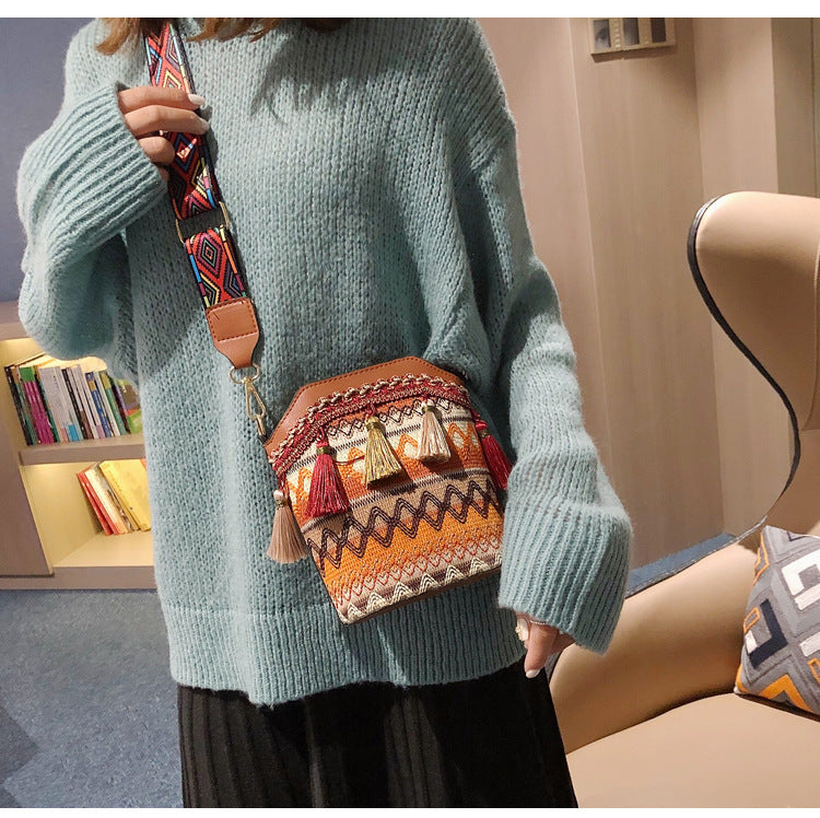 【50% off in the last 3 days of the promotion】2023 new diagonal one-shoulder all-match tassel bag