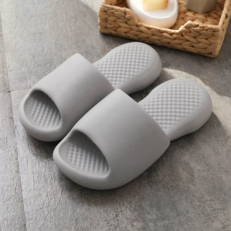 🔥Summer Hot sale🔥 Non-slip wear-resistant thick-soled super soft slippers