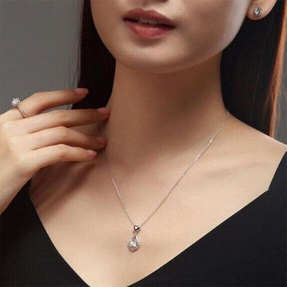 (New Year Sale- SAVE 48% OFF)🎁Perfect Gift - Twinkling Heart Waterdrop Stone Necklace