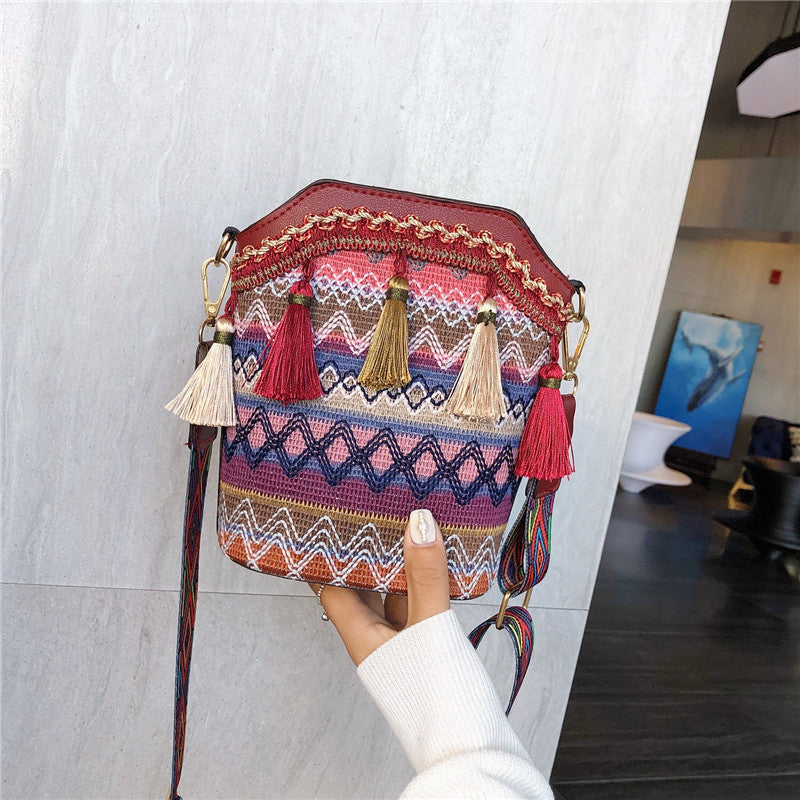 【50% off in the last 3 days of the promotion】2023 new diagonal one-shoulder all-match tassel bag